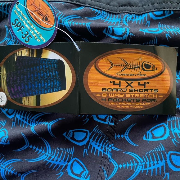 Tormenter 4x4 Board Shorts size 34. Performance clothing - Picture 3 of 4